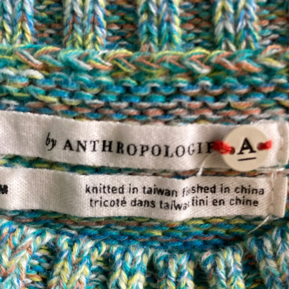 Stylish Blue and Green Women's Sweater - Picture 2 of 2